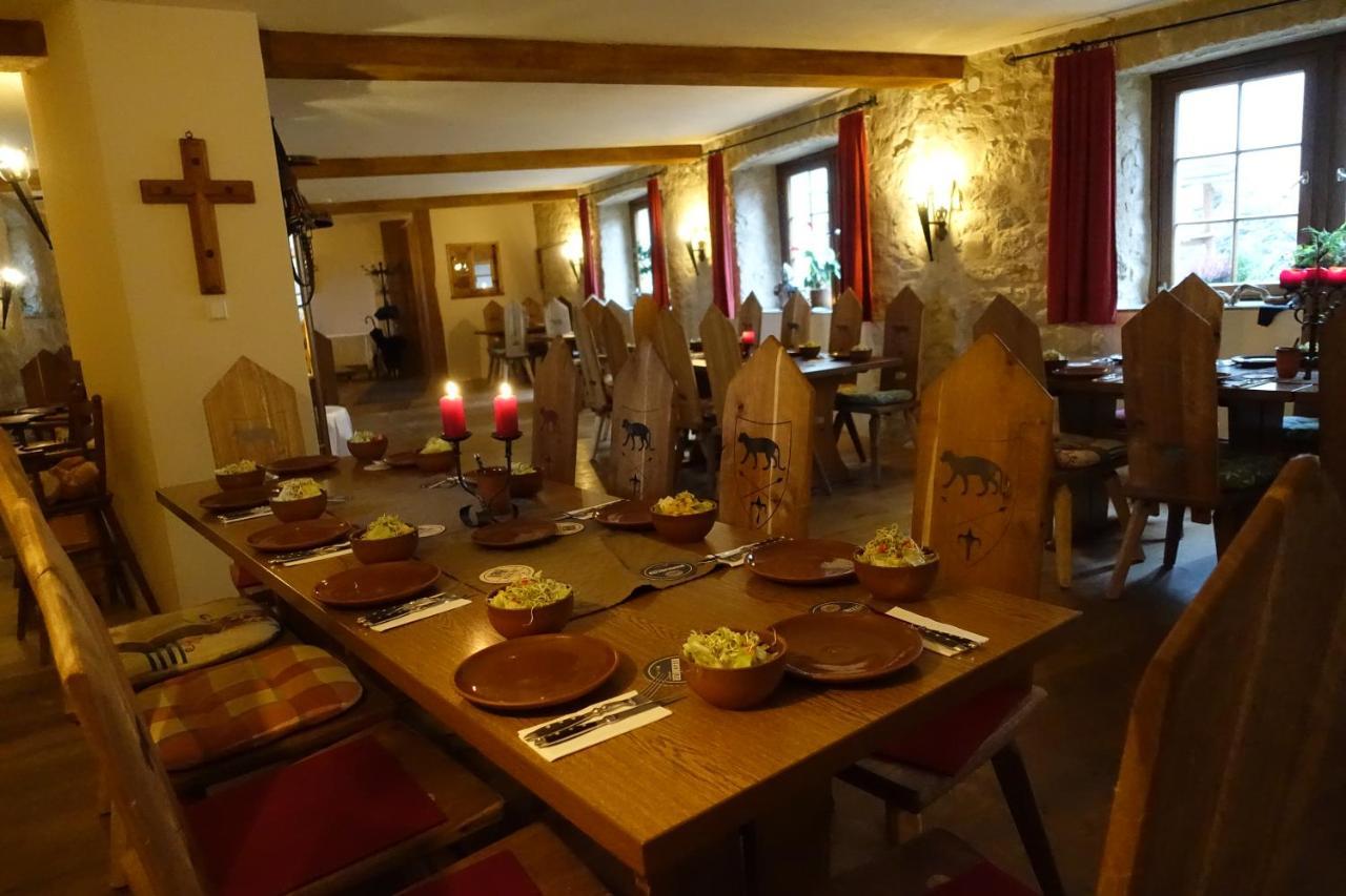 Burg Katzenstein Hotel Katzenstein  Luaran gambar