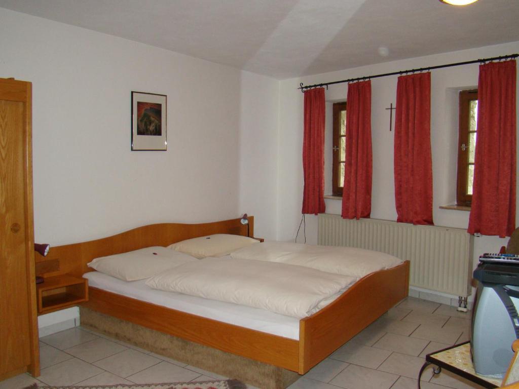 Burg Katzenstein Hotel Katzenstein  Bilik gambar