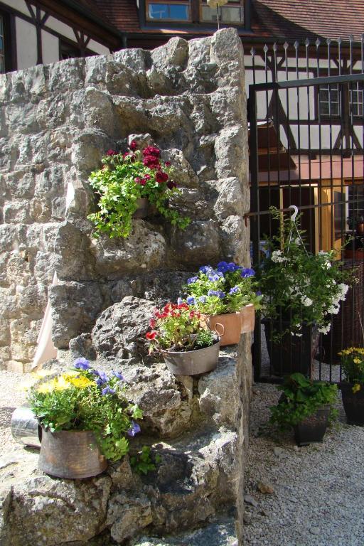 Burg Katzenstein Hotel Katzenstein  Luaran gambar